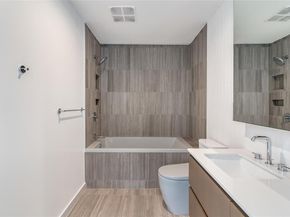 313 W 17th ST 1202, Austin TX 78701