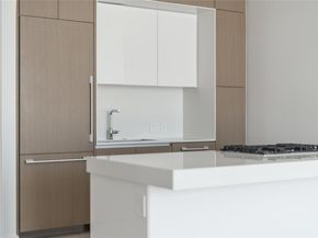 313 W 17th ST 1202, Austin TX 78701