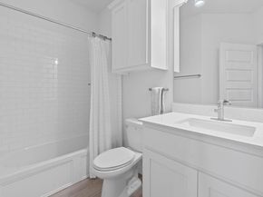 101 Cartwheel BND 52, Austin TX 78738