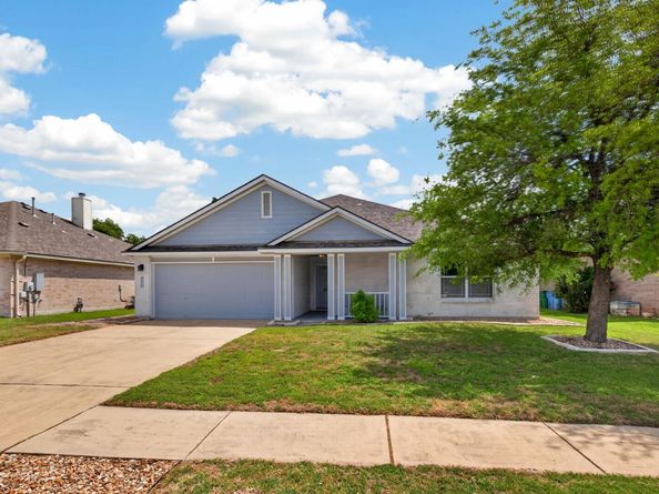 1504 Cora Marie DR, Pflugerville TX 78660