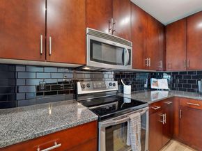 360 Nueces ST 3506, Austin TX 78701