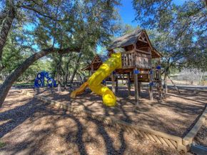 22108-2 Moulin DR, Briarcliff TX 78669