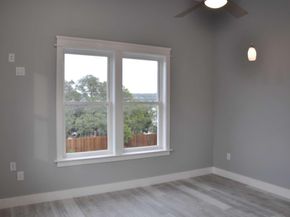 22108-2 Moulin DR, Briarcliff TX 78669