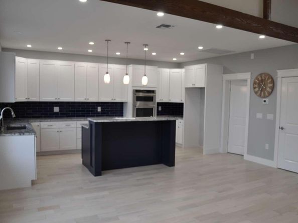 22108-2 Moulin DR, Briarcliff TX 78669