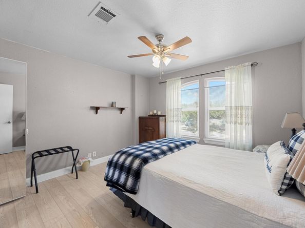 2515 Armstrong DR, Leander TX 78641