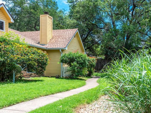 1601 Faro DR 1303, Austin TX 78741