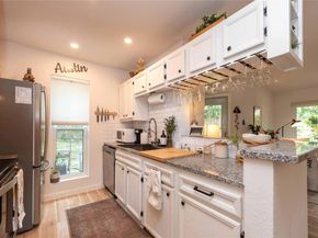 1601 Faro DR 1303, Austin TX 78741