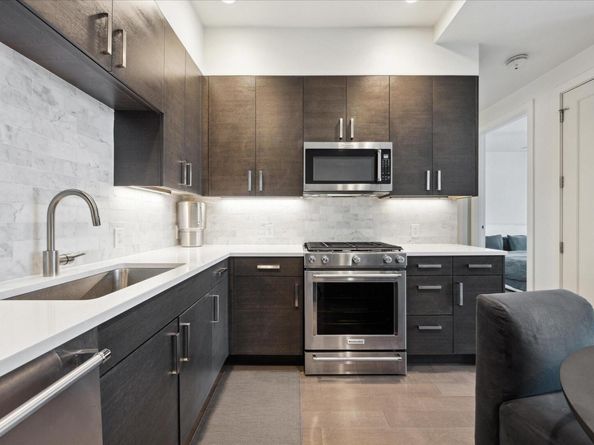 222 West Ave 1312, Austin TX 78701