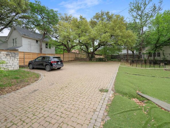 1520 Enfield RD, Austin TX 78703