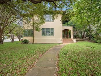1520 Enfield RD