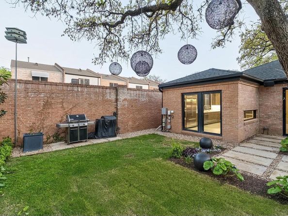 2404 Enfield RD, Austin TX 78703