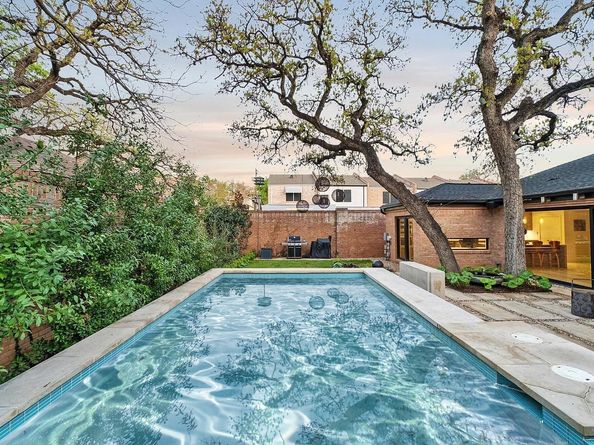 2404 Enfield RD, Austin TX 78703