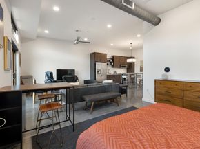 2124 E 6th ST 212, Austin TX 78702