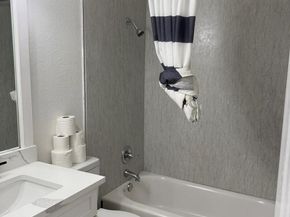 1404 W Braker LN, Austin TX 78758