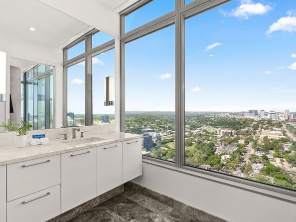 501 West Ave 3403, Austin TX 78701