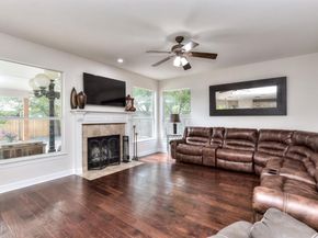 105 Brentwood DR, Georgetown TX 78628