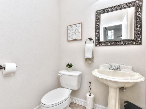 105 Brentwood DR, Georgetown TX 78628