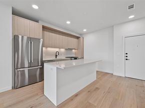 2209 S 1st ST 308, Austin TX 78704