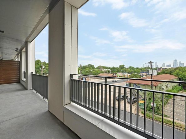 2209 S 1st ST 308, Austin TX 78704