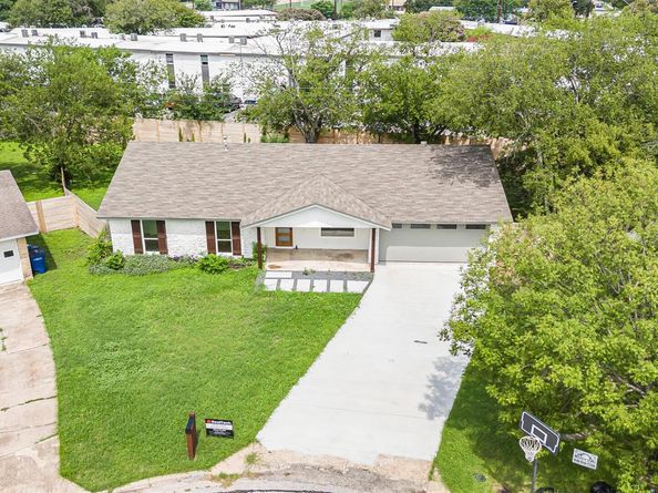 3001 Cedarlawn CIR, Austin TX 78723