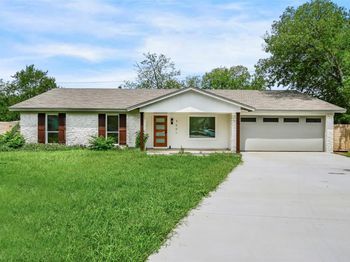 3001 Cedarlawn CIR