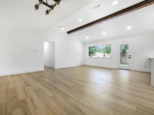 3001 Cedarlawn CIR, Austin TX 78723