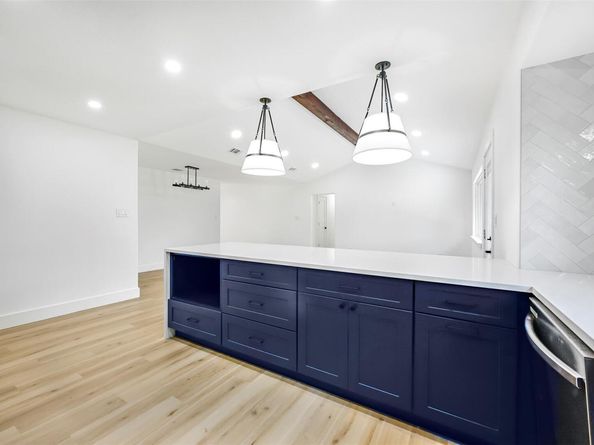 3001 Cedarlawn CIR, Austin TX 78723