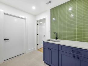 3001 Cedarlawn CIR, Austin TX 78723