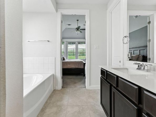 8100 Copper Prairie BND, Lago Vista TX 78645