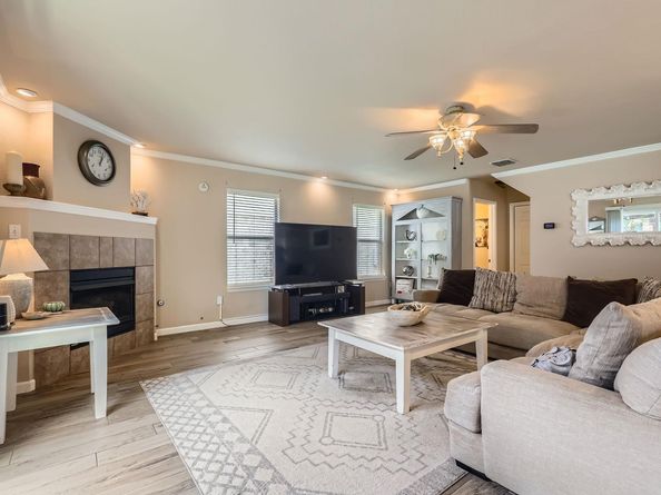 3809 Tailfeather Dr, Round Rock TX 78681