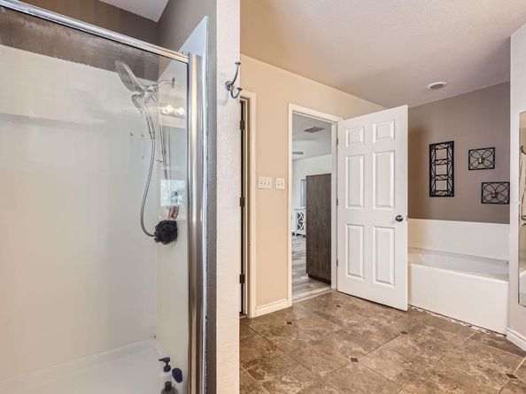 3809 Tailfeather Dr, Round Rock TX 78681