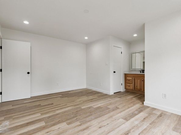 3912 Hillside DR, Round Rock TX 78681