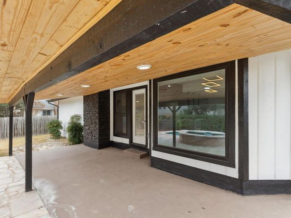 3912 Hillside DR, Round Rock TX 78681