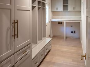 6553 Needham LN, Austin TX 78739