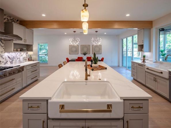 6553 Needham LN, Austin TX 78739