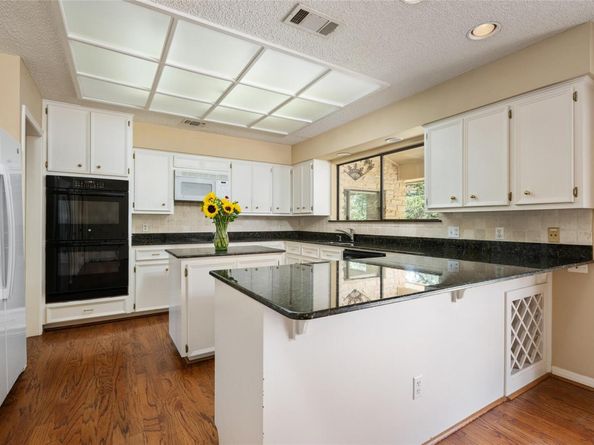 1600 Lost Creek BLVD, Austin TX 78746