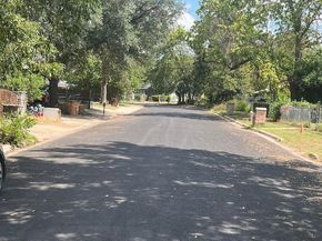 1124 Spur ST, Austin TX 78721