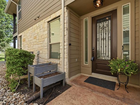 7328 Colina Vista LOOP A, Austin TX 78750