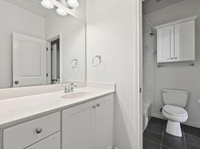 7328 Colina Vista LOOP A, Austin TX 78750