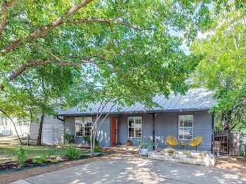 1705 Adriane DR