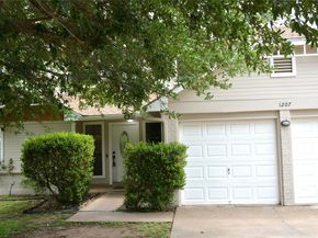 1207 Crupp CT, Austin TX 78753