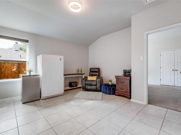 1901 Owens LN, Lago Vista TX 78645