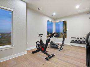 6109 Seville DR, Austin TX 78724