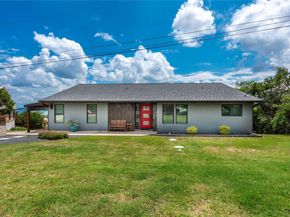 8614 Tip Top DR, Jonestown TX 78645