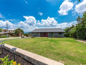 8614 Tip Top DR, Jonestown TX 78645