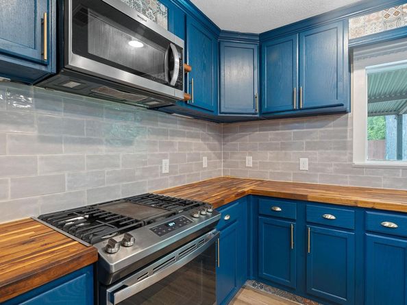 1515 Mearns Meadow BLVD, Austin TX 78758