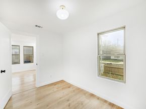 2404 Santa Rita ST, Austin TX 78702