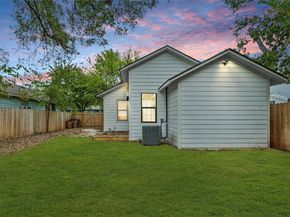 2404 Santa Rita ST, Austin TX 78702