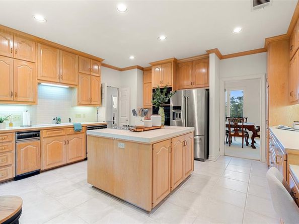 5913 Doone Valley CT, Austin TX 78731