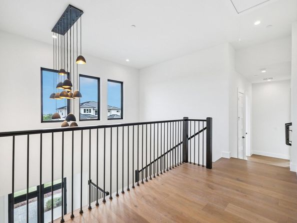 6006 Silent Nova VW, Austin TX 78730